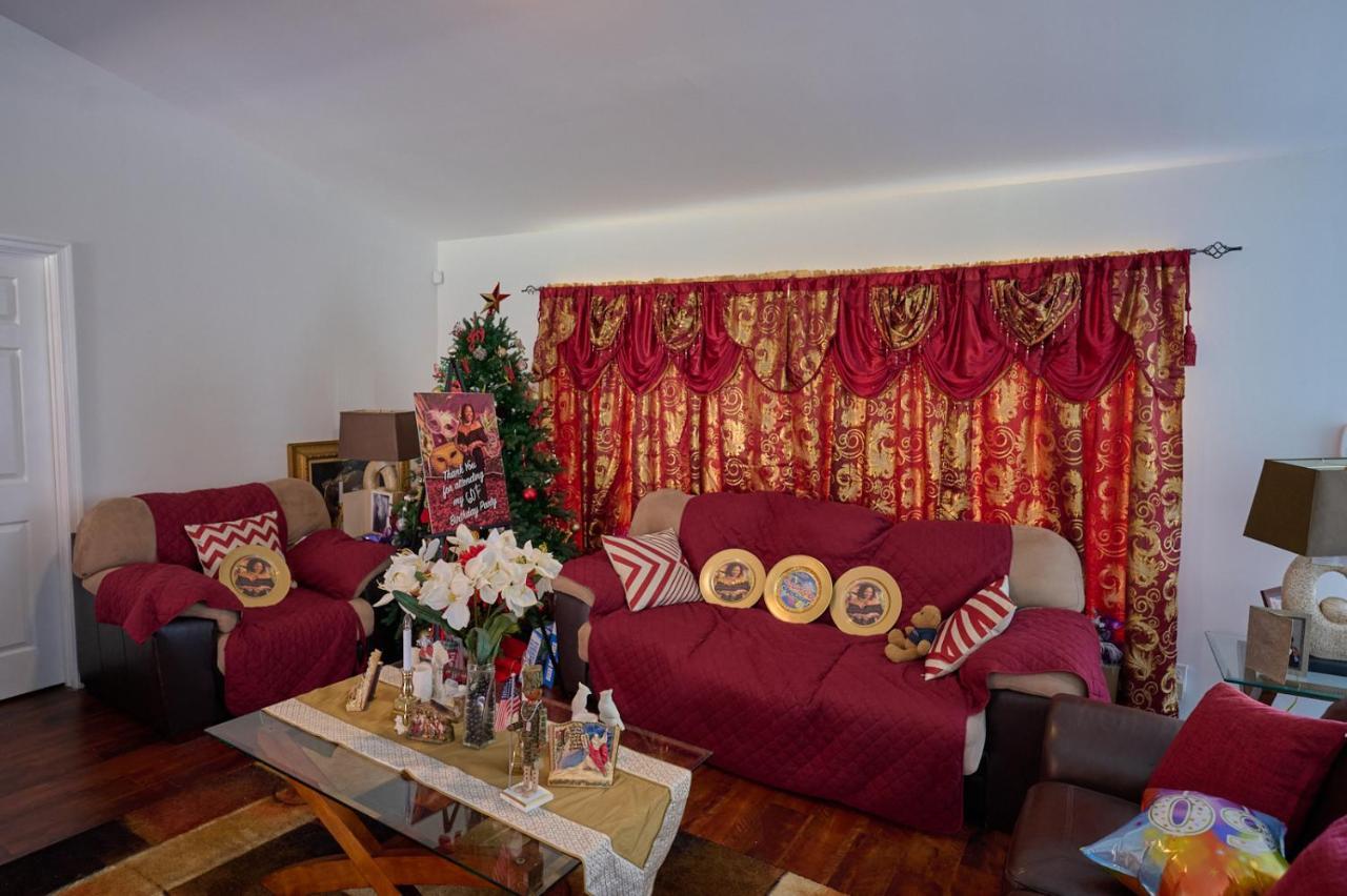 Fabulous Hollywood Living Space Luaran gambar